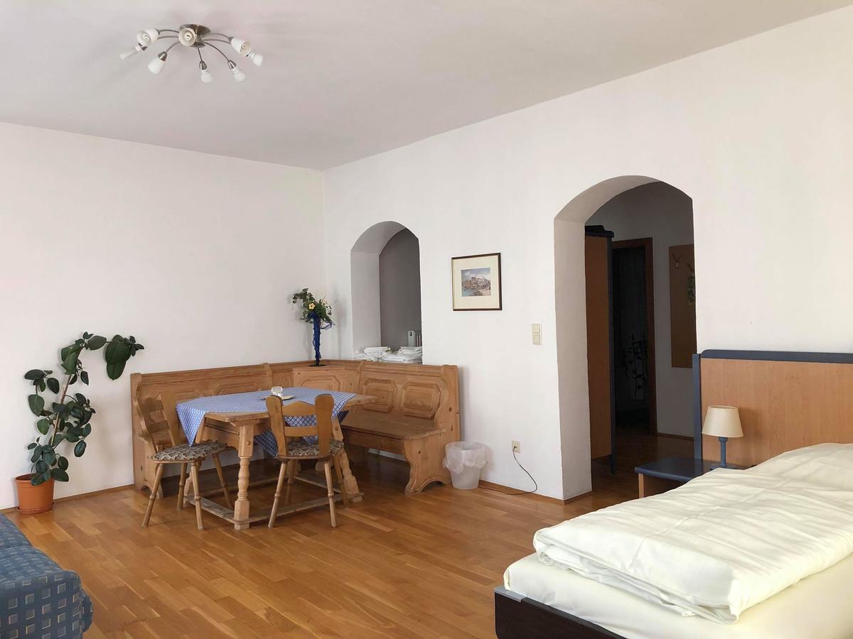Hotel Gaeubodenhof Straubing Eksteriør bilde